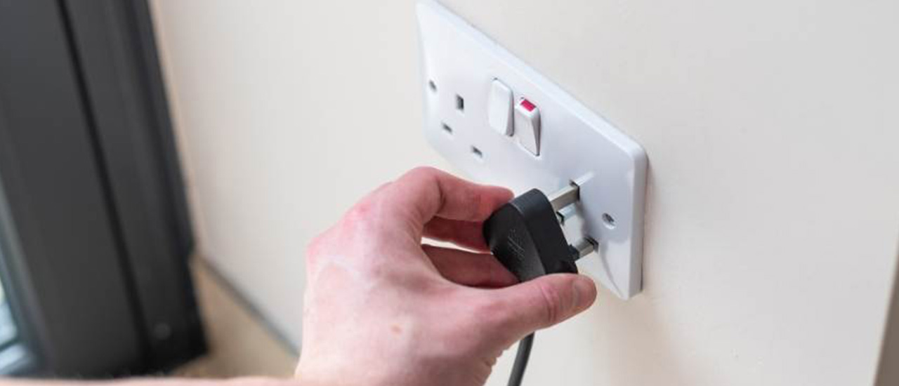 Plug going into a socket